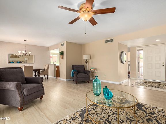 5th image of 25835 S GREENCASTLE Drive