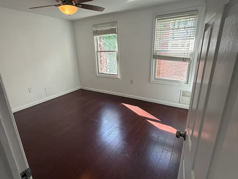 2331 E Susquehanna Ave — Photo 12