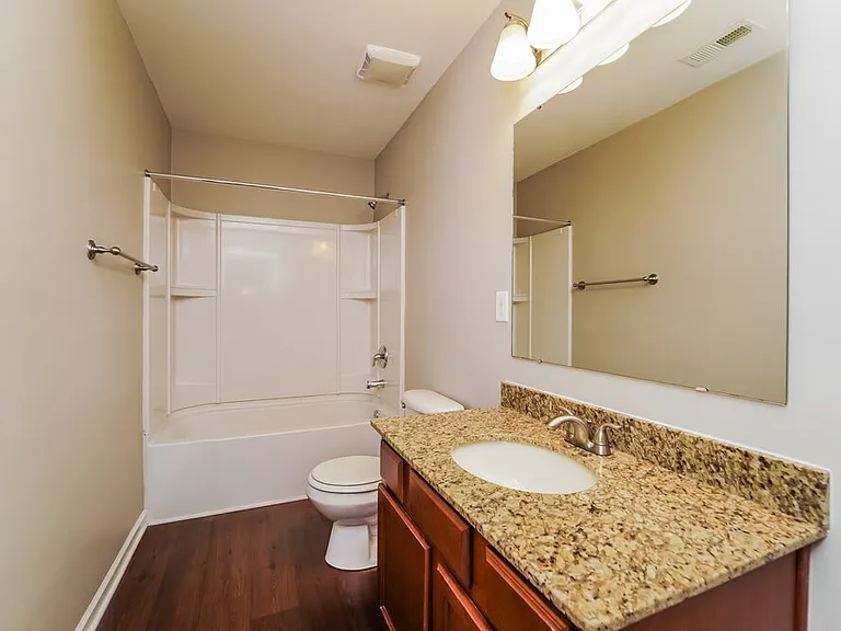 1040 Joselynn Dr — Photo 16