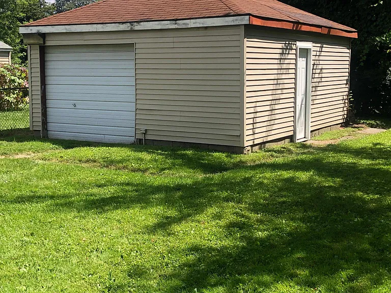 20776 Atlantic Ave — Photo 4