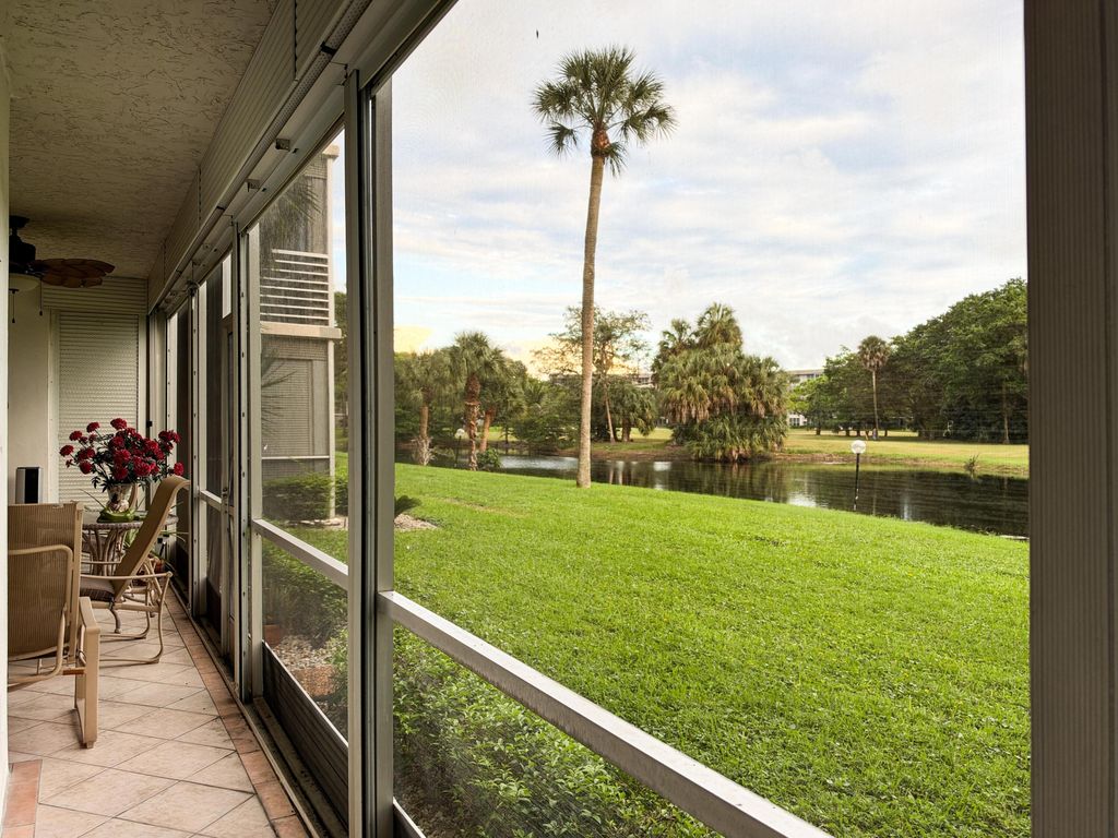3510 OAKS Way #101, photo 6