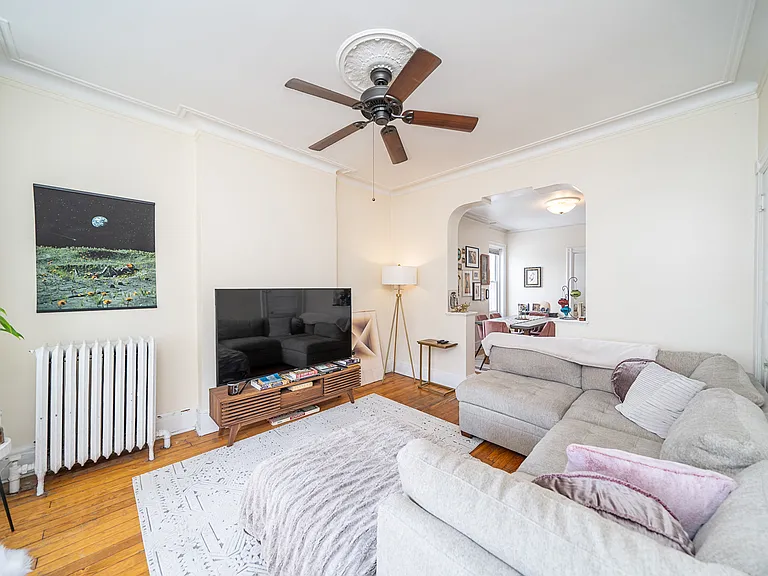 508 Hudson Ave #3 — Photo 3