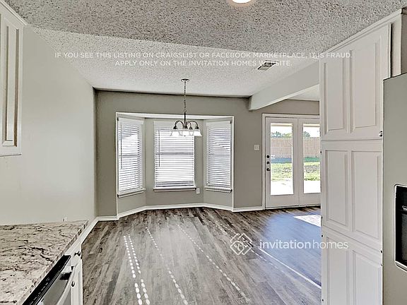 5th image of 4902 Green Hollow Dr
