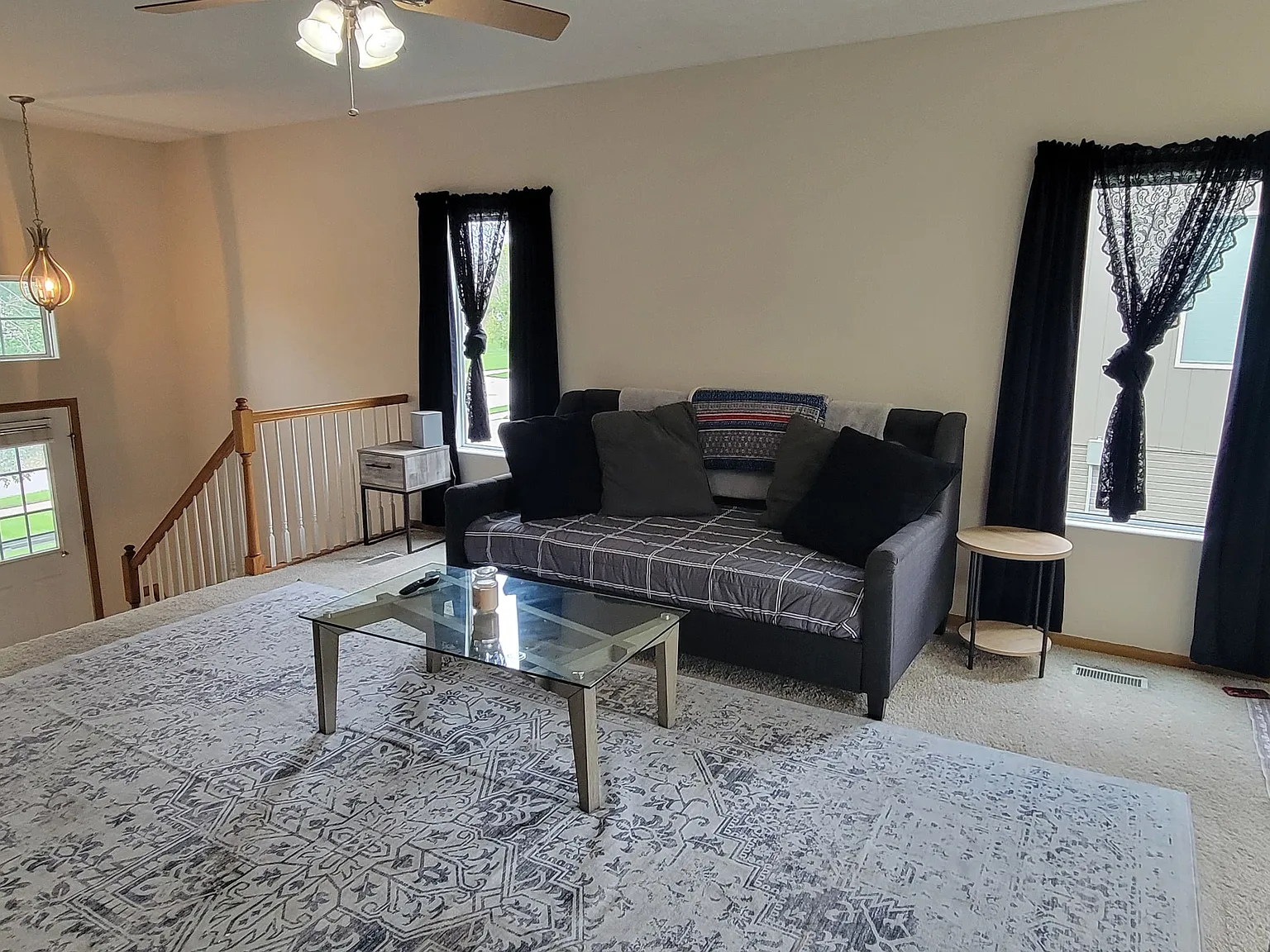 3 bed, 1657 sqft, $1,900 — Photo 4