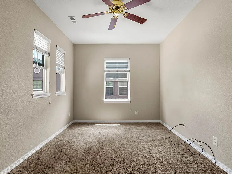11830 E Fair Ave — Photo 15