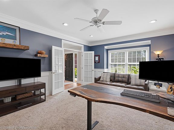 5th image of 1928 Tranquil Ct