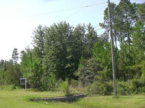 2nd image of 395 Emanuel Church Rd