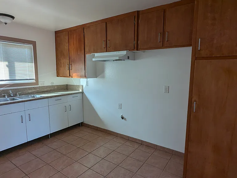 12132 Sitka St — Photo 7