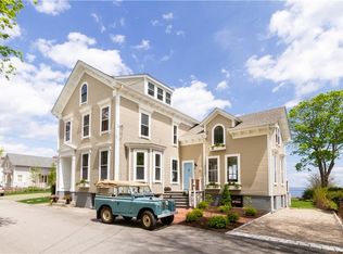 25 Pleasant St, North Kingstown, RI 02852