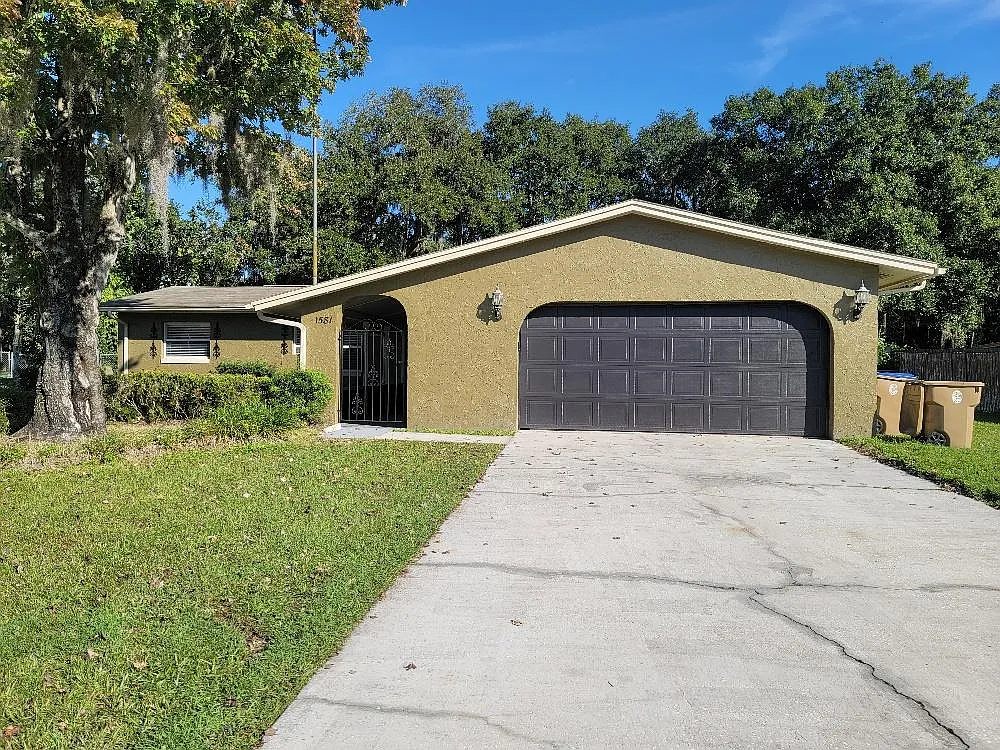 1581 Starfish St — Photo 1