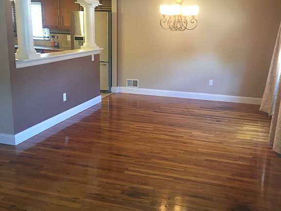 4th image of 317 Doane Ave