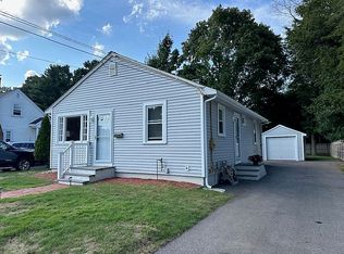 7 Lake Shore Rd, Natick, MA 01760