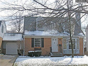 1st image of 895 Tollis Pkwy #3