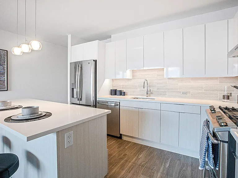 The Apartments at Lincoln Common — Photo 6