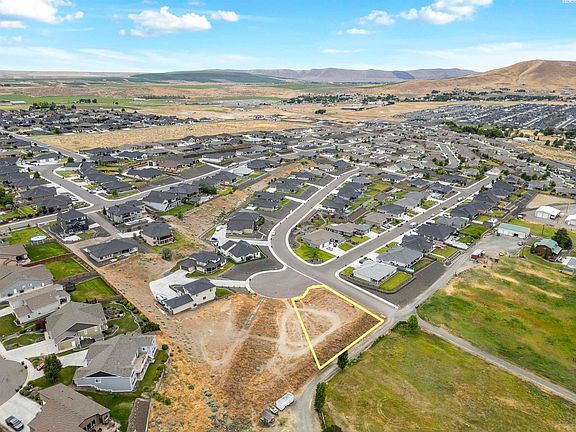 5th image of 6594 Caspian Pl