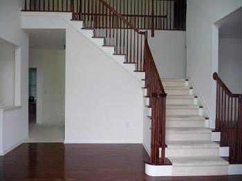 3rd image of 714 Rachel Dr