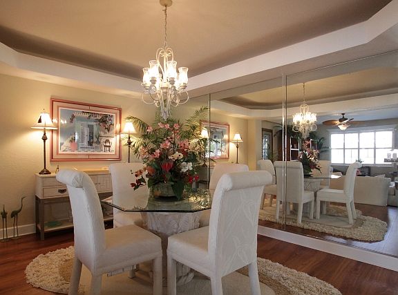 4th image of 140 Yacht Club Cir