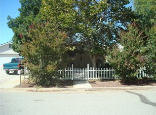 951 S 12th St, Banning, CA 92220