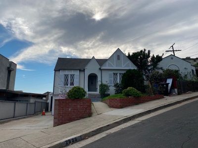 2956 Swan Pl, Los Angeles, CA, 90026