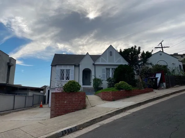2956 Swan Pl, Los Angeles, CA 90026