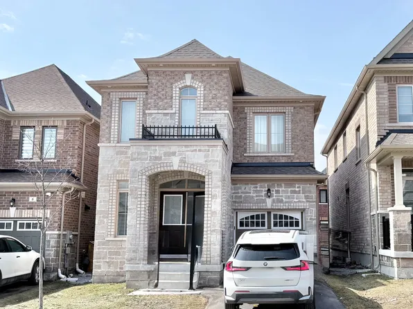 8 Viola St, East Gwillimbury, ON L9N 0T6