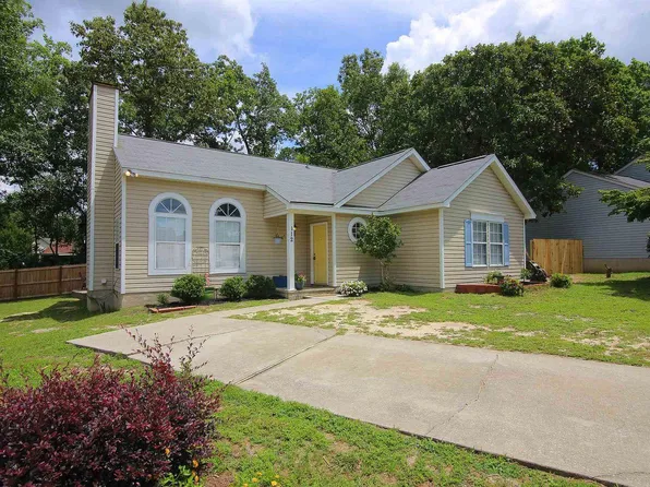 112 Beech Tree Ct, Lexington, SC 29073