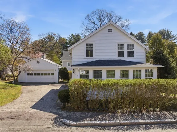 34 Woodland Rd, Wakefield, MA 01880