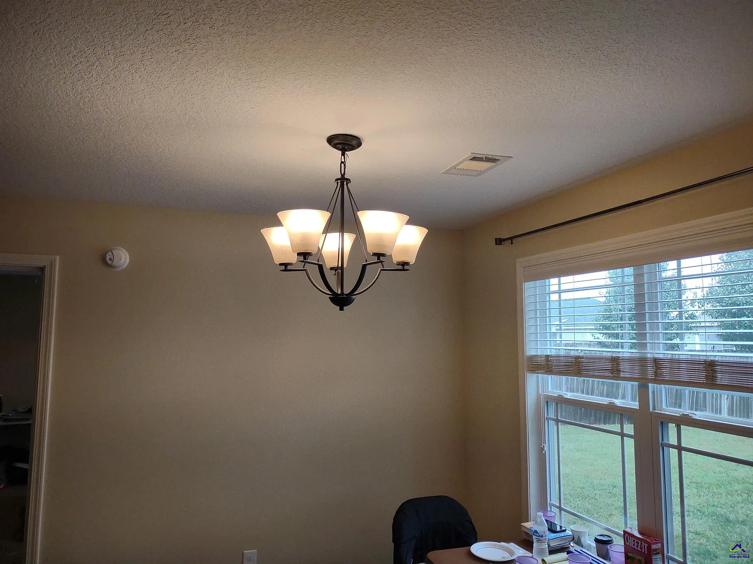 3 bed, 2.0 bath, $1,795 — Photo 4