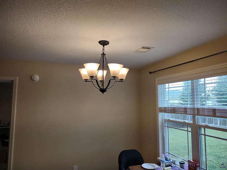 304 S Charity Ln — Photo 4
