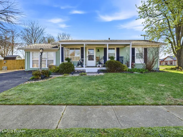 9905 McNeely Lake Dr, Louisville, KY 40229