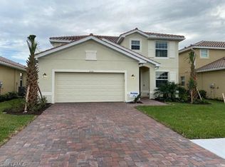 2120 Parson St, Naples, FL 34120