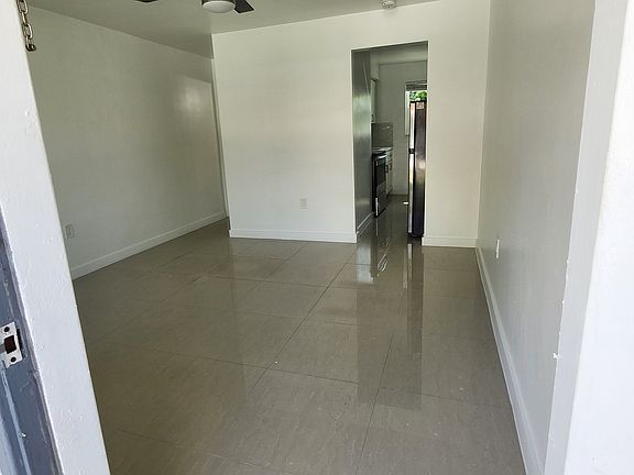 4th image of 9050 NE 8th Ave APT 15