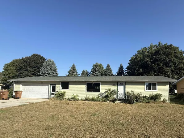 408 Elm St, Albert City, IA 50510