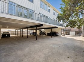 4125 Holland