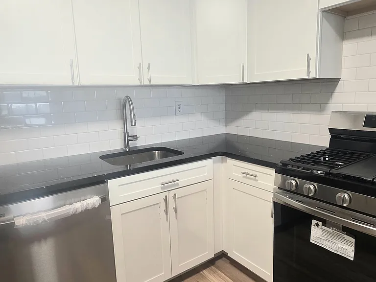 1203 River Rd #15G — Photo 7