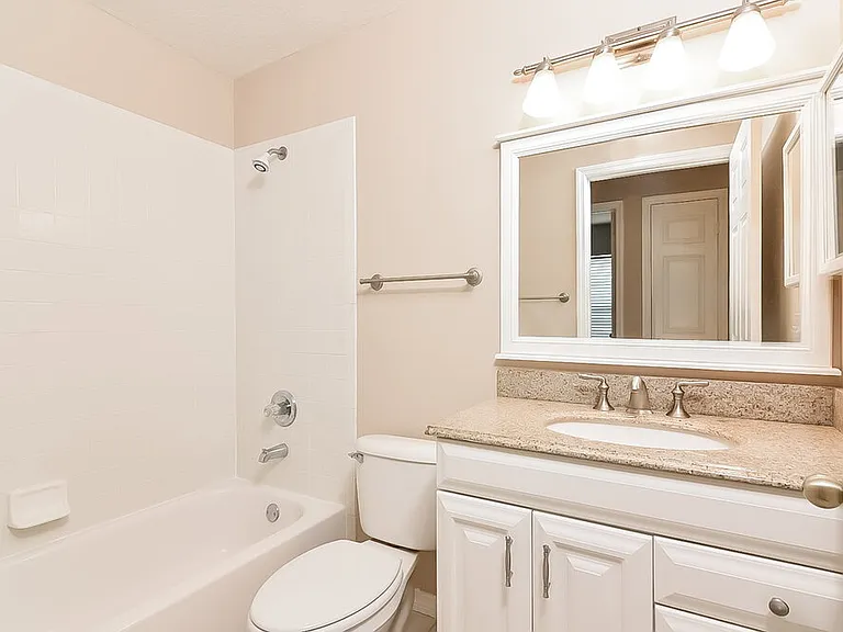 30035 Morningmist Dr — Photo 12