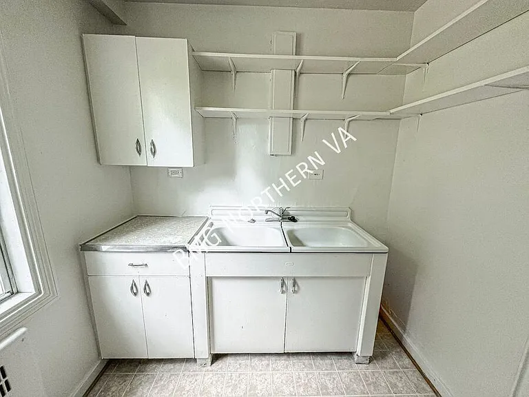 214 N George Mason Dr #1 — Photo 9