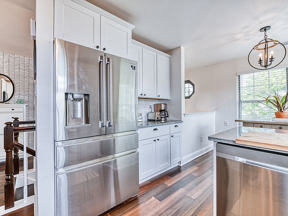 5th image of 2402 Sterling Rd #64