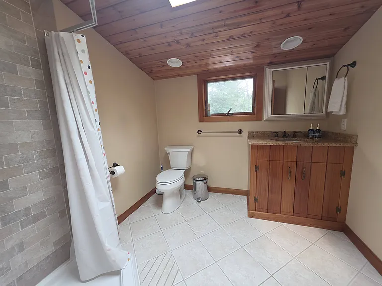 398 Convent Rd — Photo 29