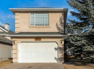 10832 SW Valley Springs Rd NW, Calgary, AB T3B5R2
