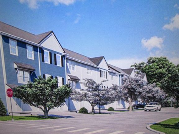 2nd image of 11 Sapphire Lane
