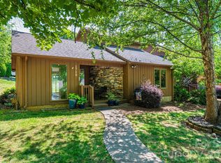 1759 12th St NE, Hickory, NC 28601