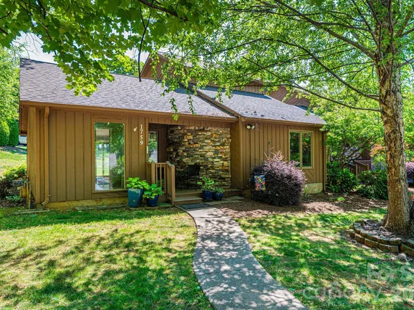 1759 12th St NE, Hickory, NC 28601