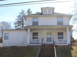 67 W Main St #B, Windsor, PA 17366