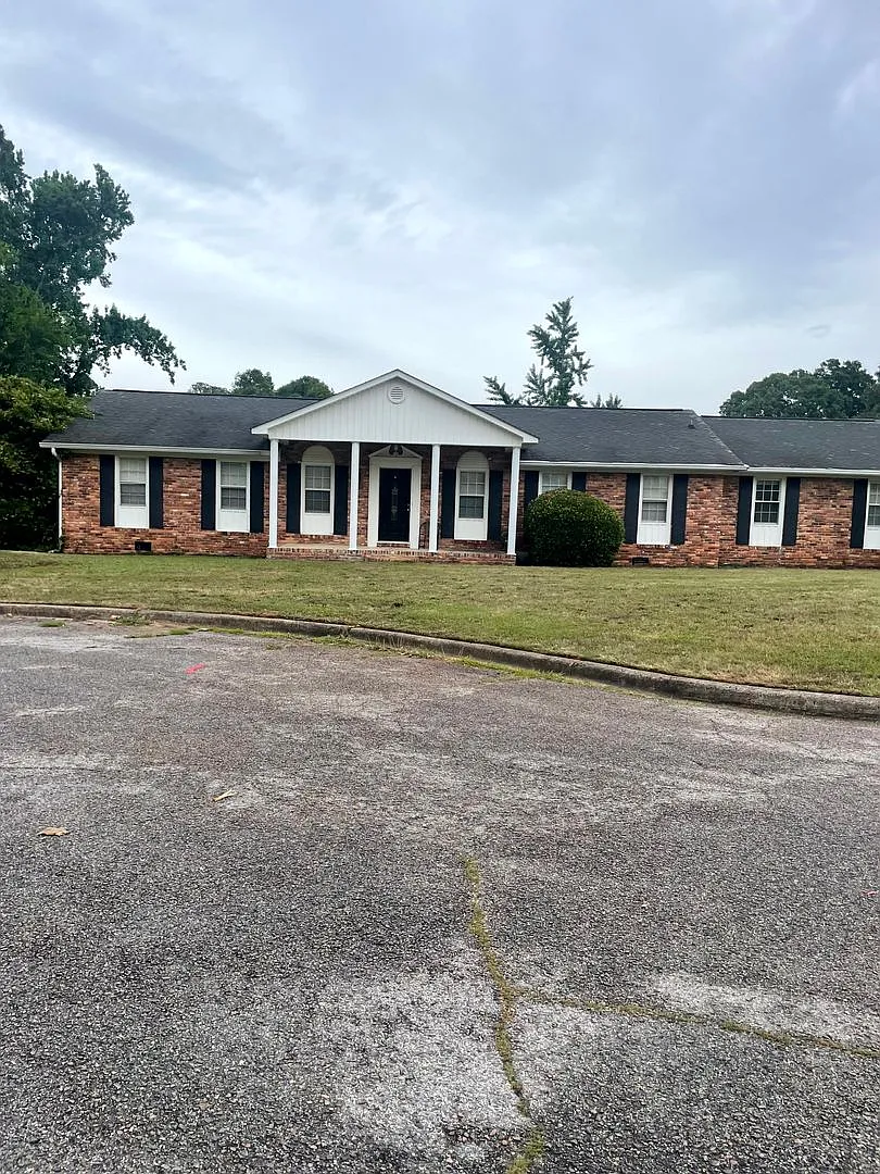 Building Photo - 2703 Northwood Ct