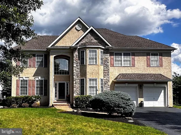 1406 Meadow View Ln, Collegeville, PA 19426