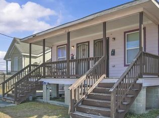 2421 Feliciana St, New Orleans, LA 70117