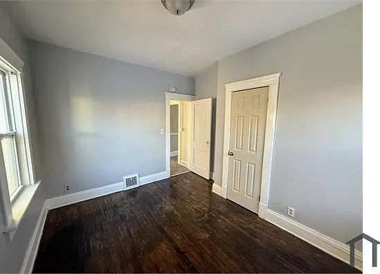 951 Royal Rd #LOWER — Photo 1