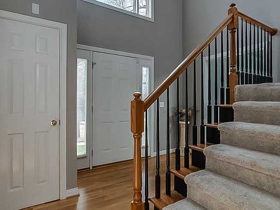 2nd image of 2104 Mangrove Dr