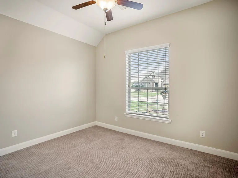 22310 Taren Ct — Photo 25